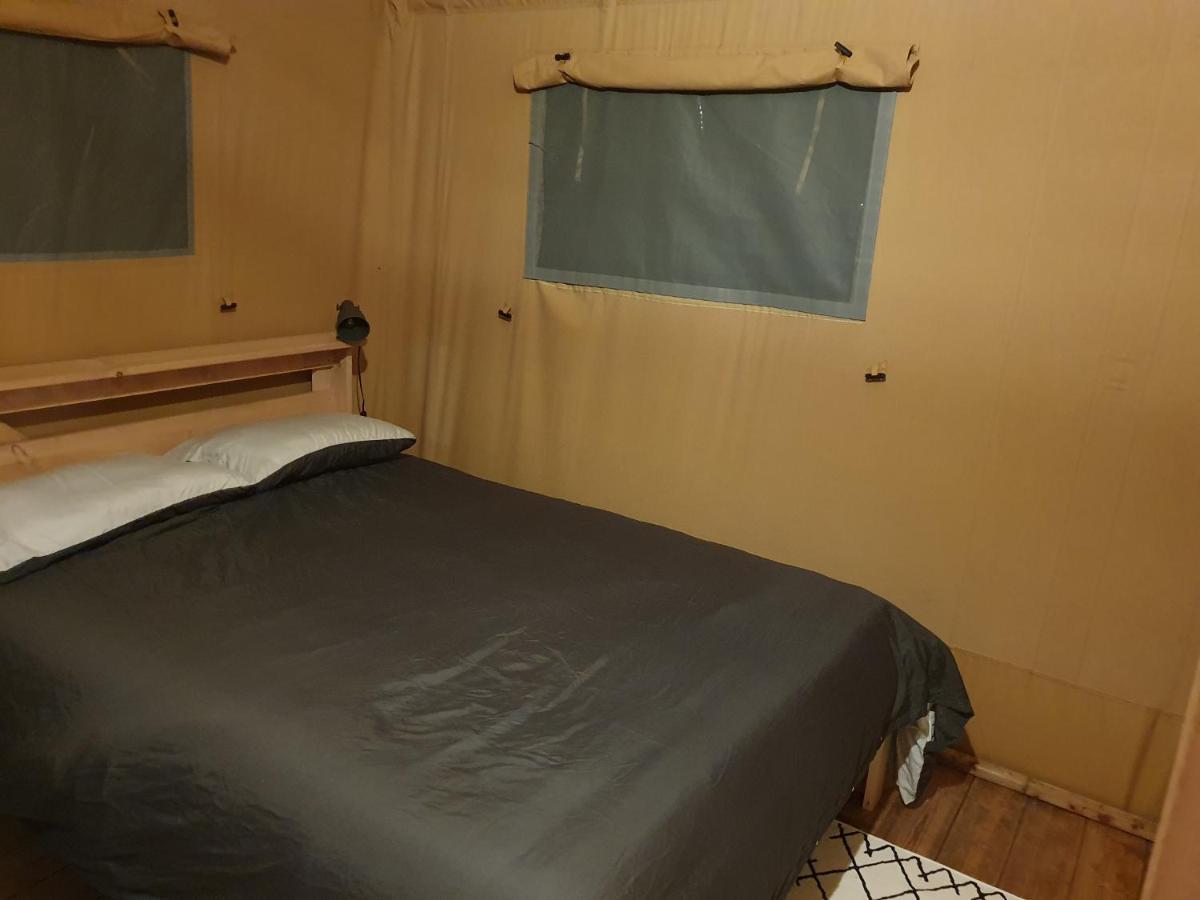 Luxury Safari Tents At Moulin Du Pommier Glamping & Camping Saulgond Екстер'єр фото