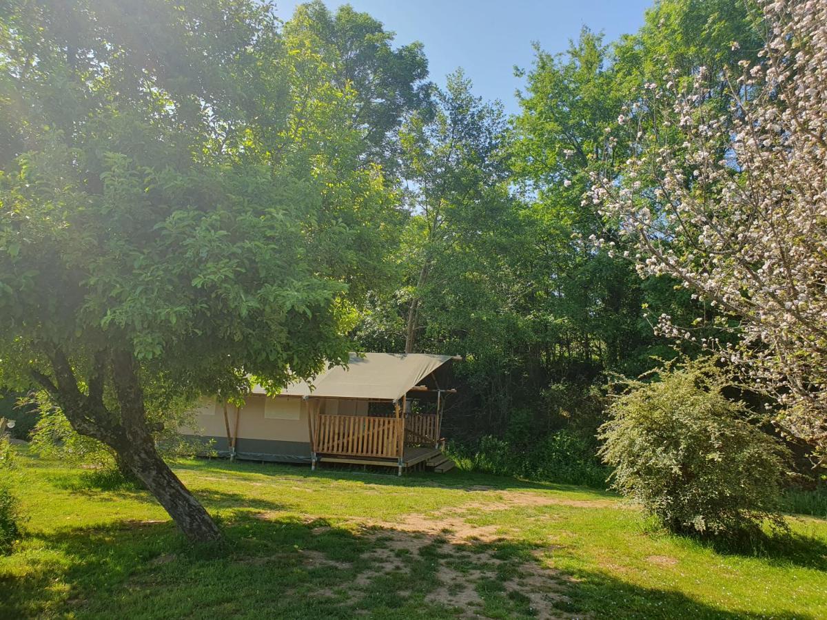 Luxury Safari Tents At Moulin Du Pommier Glamping & Camping Saulgond Екстер'єр фото