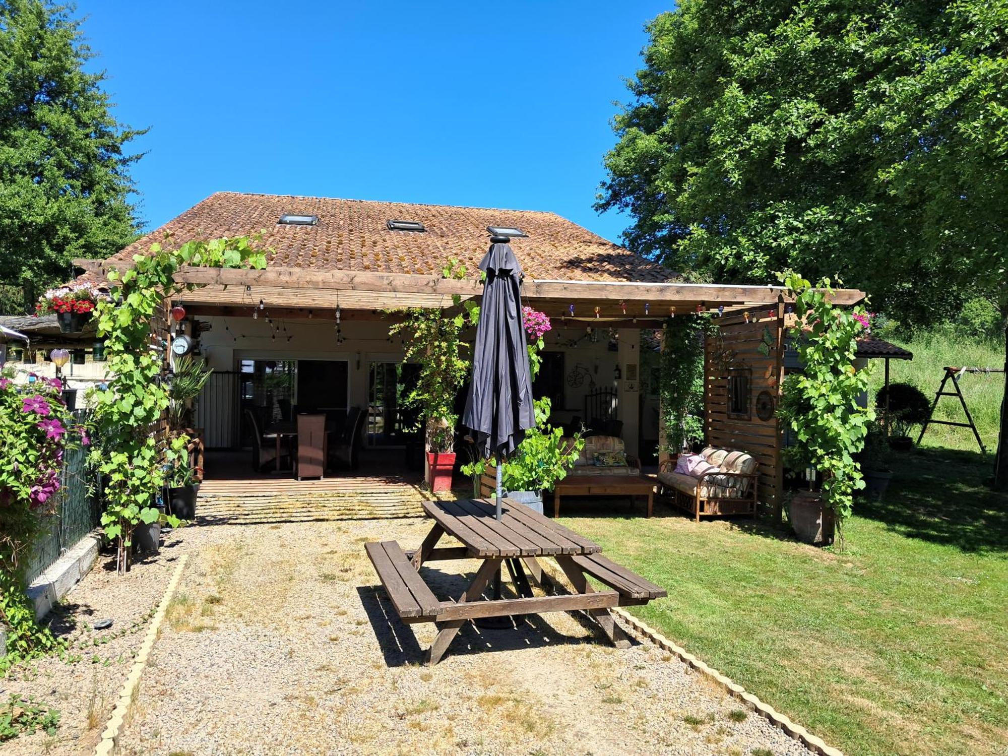 Luxury Safari Tents At Moulin Du Pommier Glamping & Camping Saulgond Екстер'єр фото